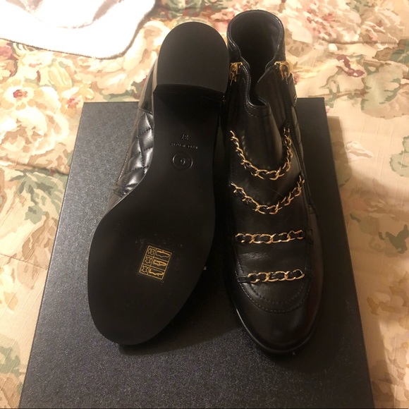 Chanel black Short boots size 7 - Picture 2 of 4